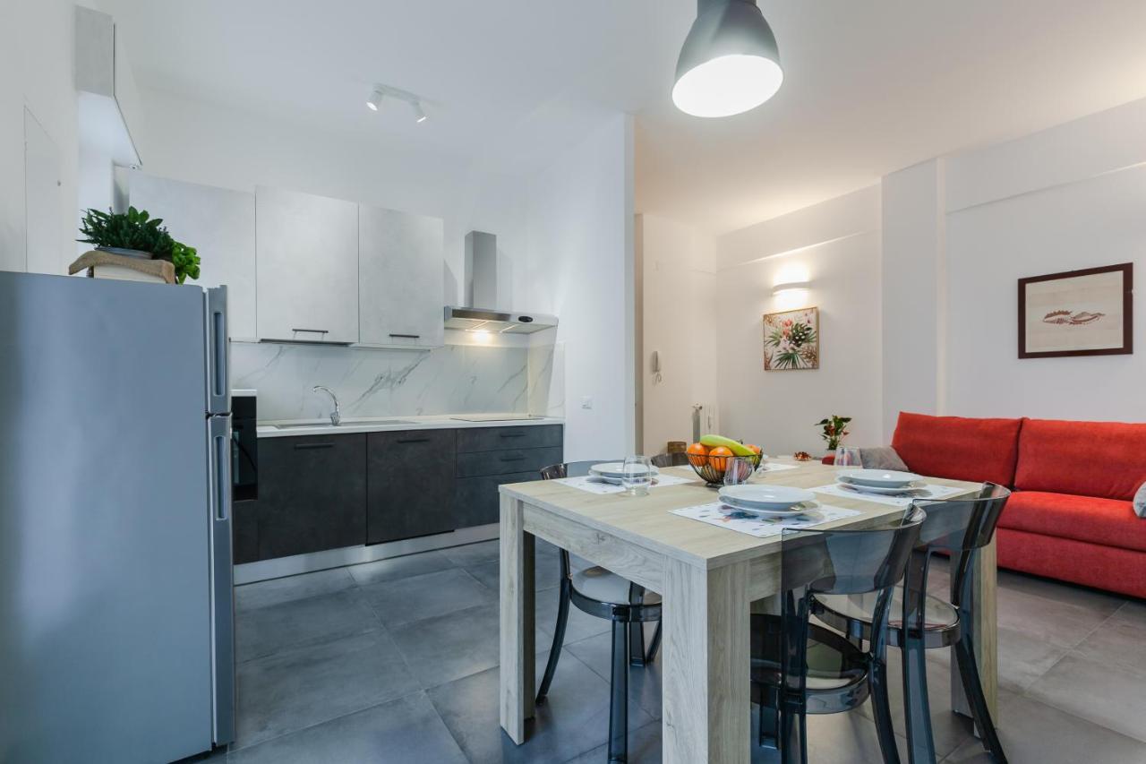 Home Holiday Lovely Apartment 라스페치아 외부 사진